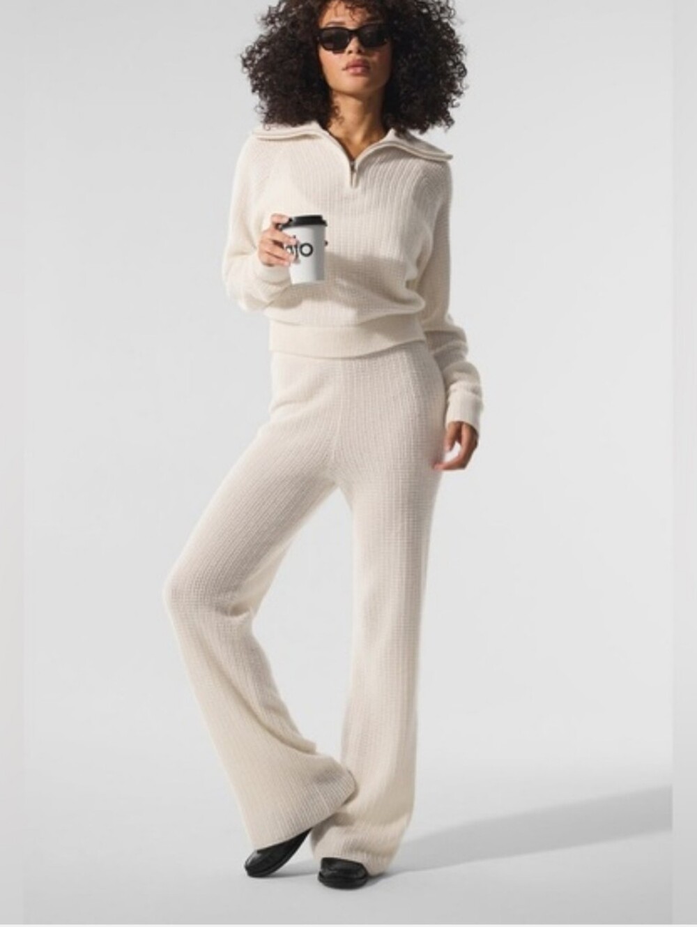 ALO Yoga 100% Cashmere High-Waist Plush Waffle Pant Size Small Ivory Luxury Soft